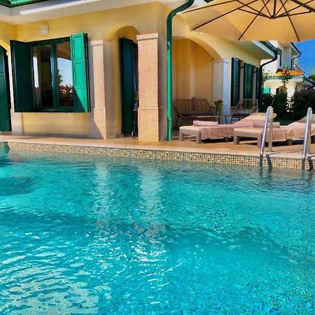 Private Villa "San Servolo House" With Sea View And Private Pool 布耶 外观 照片