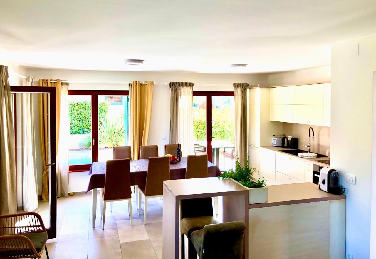 Private Villa "San Servolo House" With Sea View And Private Pool 布耶 外观 照片