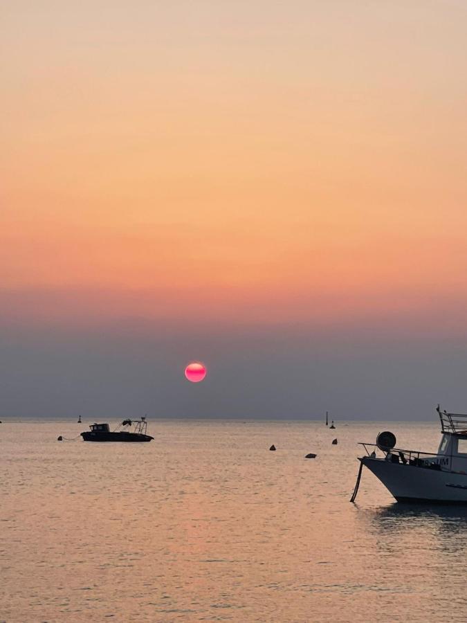 Private Villa "San Servolo House" With Sea View And Private Pool 布耶 外观 照片